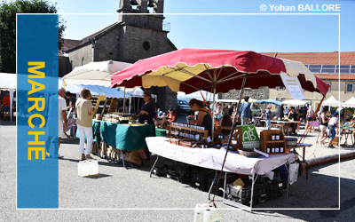 Savoureux marché de la myrtille à Mézilhac