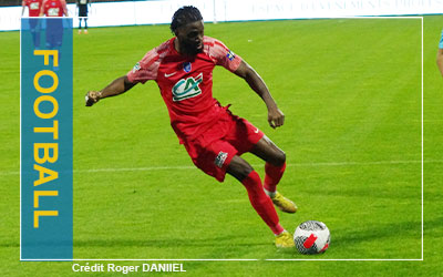 Séquence Foot (R1) O.Valence / V.en Velin – Défaite Serrée : L’Olympique de Valence cède face à Vaulx-en-Velin (0-1)